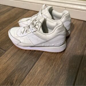 Size 8.5 - Under Armour Essential Runner White Quartz Women